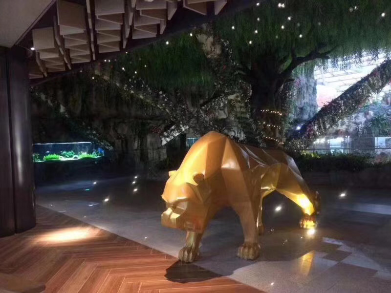 ҂